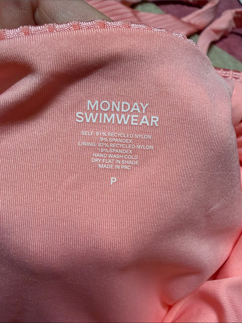 NWT Monday Swimwear St Barth’s One Piece Size P - Picture 5 of 8